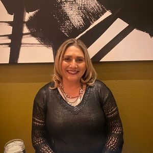 Meet your Posher, Mari